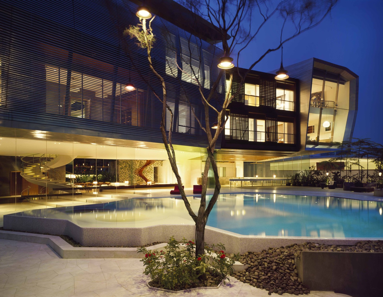 Residence YTL - Jouin Manku © Roland Halbe