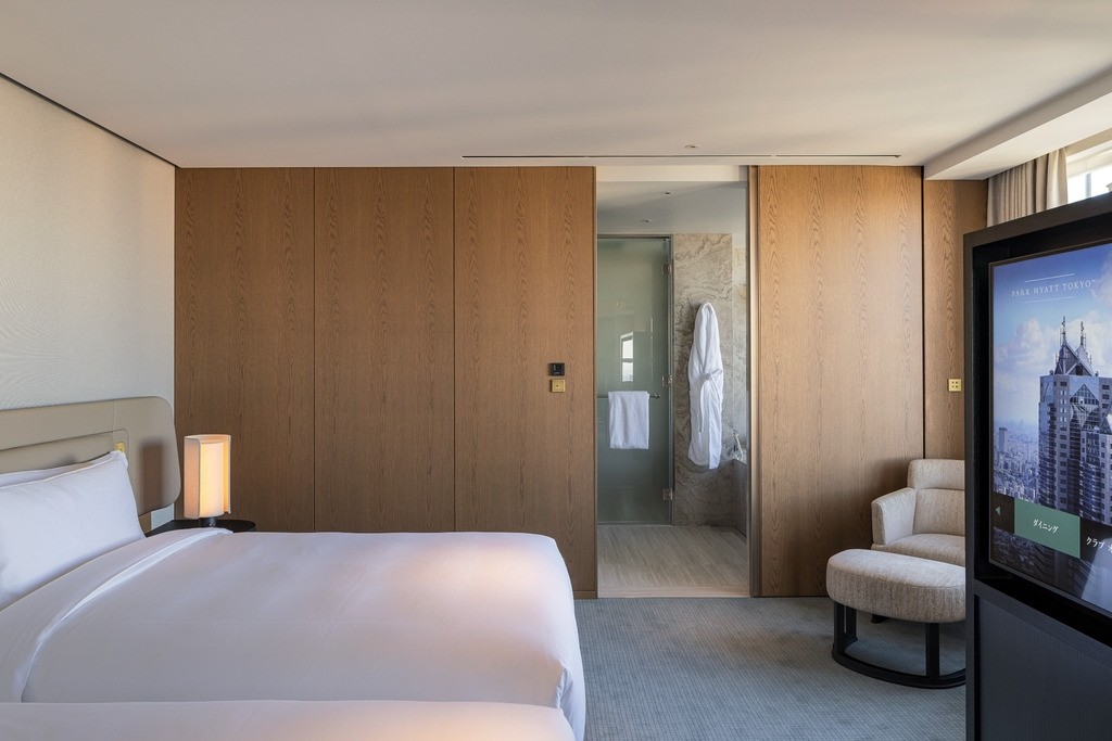 Park Hyatt Tokyo by Jouin Manku (c) Yongjoon Choi