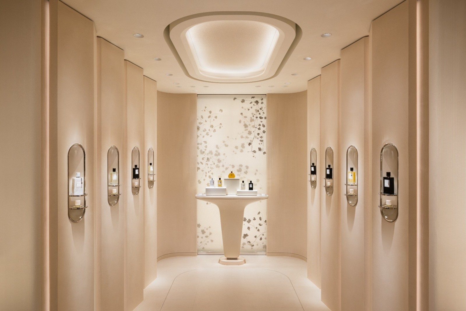 Van Cleef & Arpels Hong Kong, Jouin Manku (c) Sungho Park