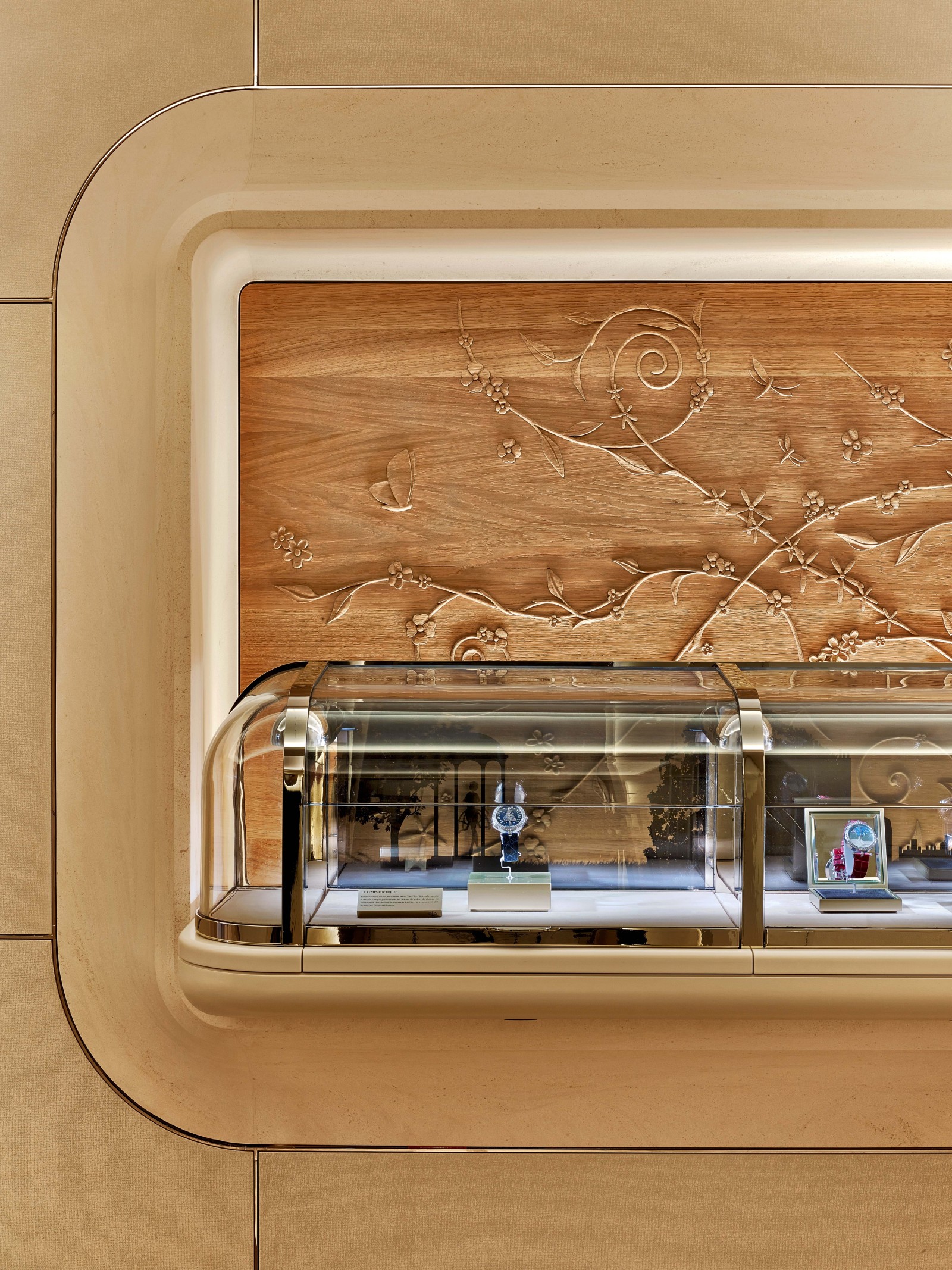 Van Cleef & Arpels, 20 Place Vendôme - Studio Jouin Manku © Eric Laignel