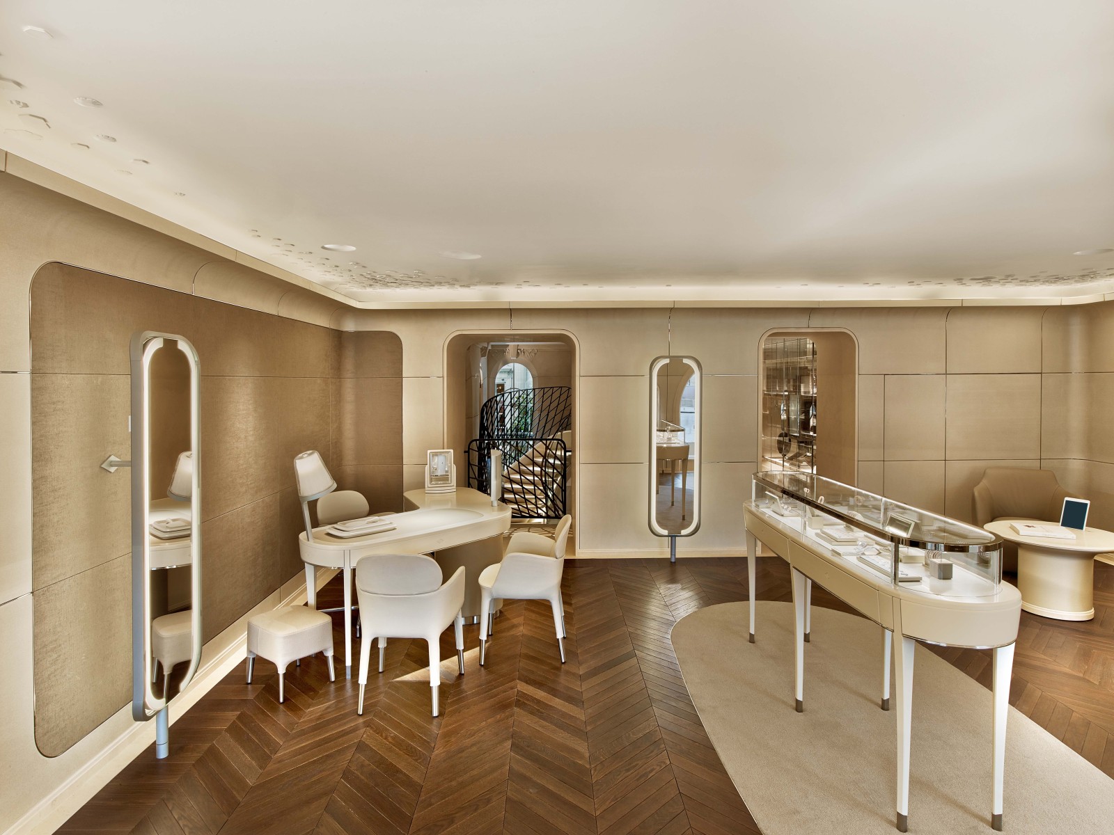 Van Cleef & Arpels, 20 Place Vendôme - Studio Jouin Manku © Eric Laignel