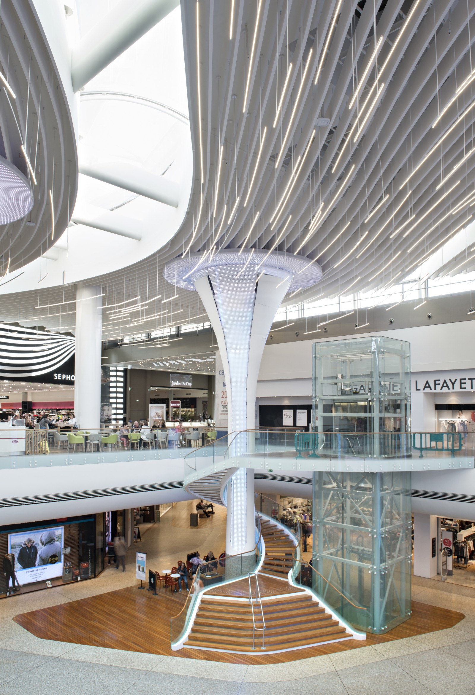 CAP 3000, Studio Jouin Manku © Michel Denancé