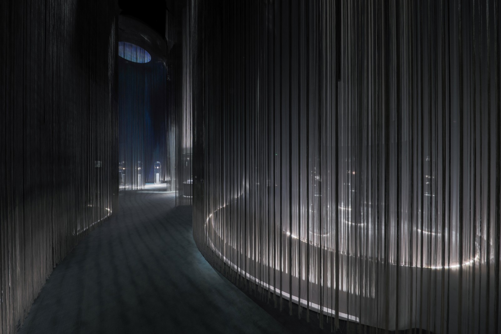 When elegant meets - Van Cleef & Arpels - Jouin Manku