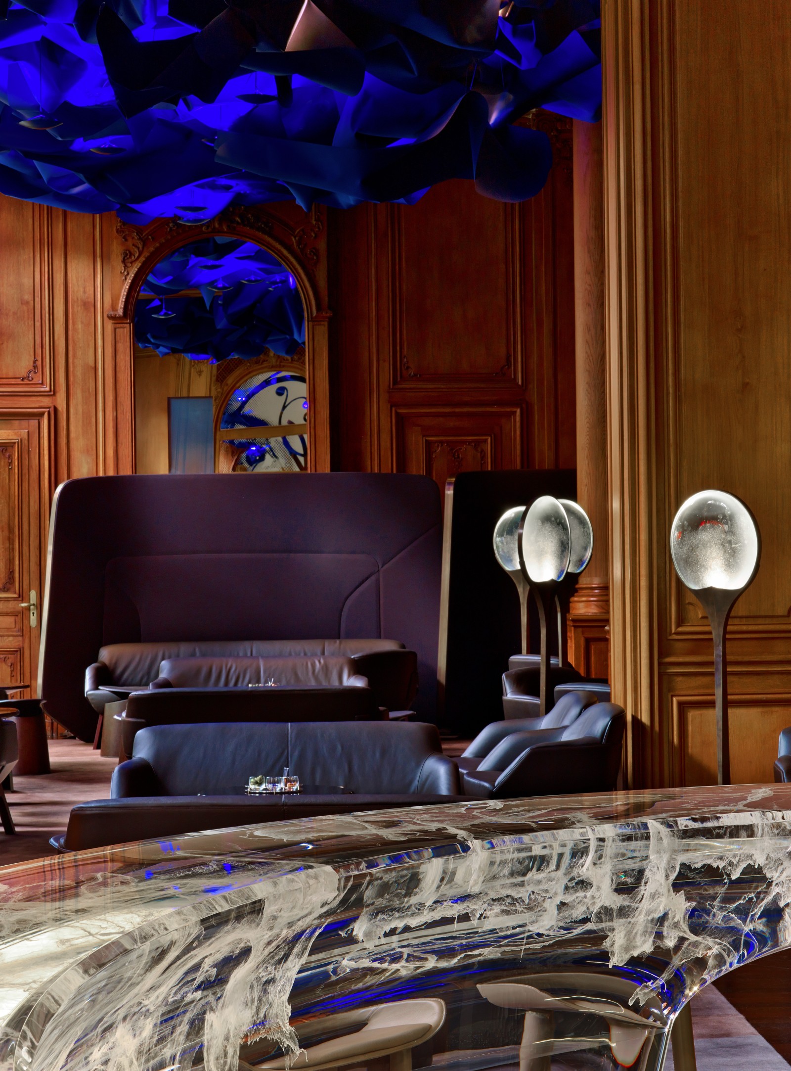 Bar Plaza Athénée - Jouin Manku © Eric Laignel