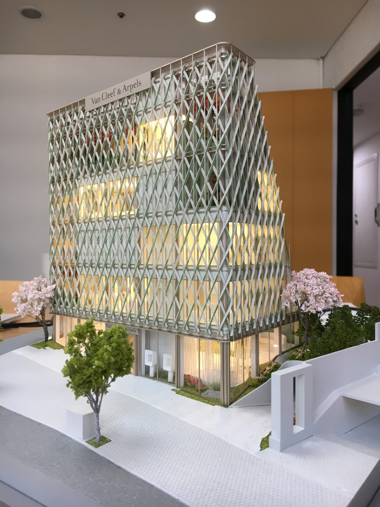 Van Cleef & Arpels Seoul Maison - Jouin Manku