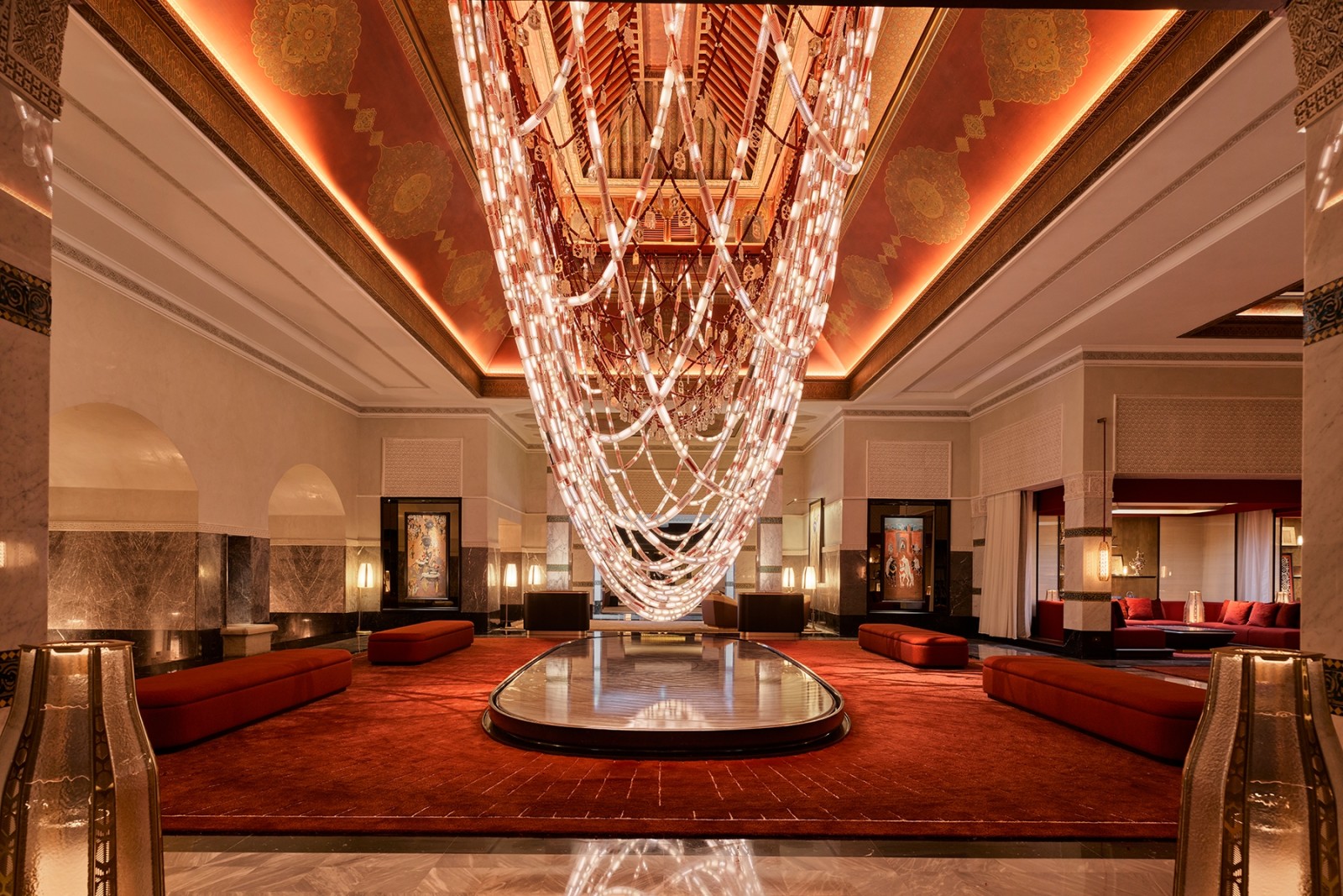 Chandelier, La Mamounia © Anson Smart