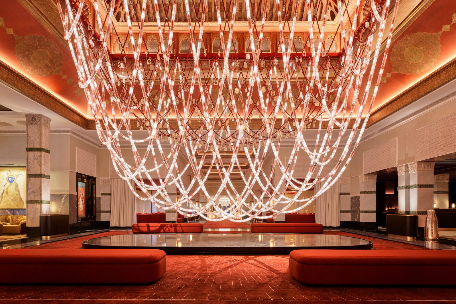 Chandelier, La Mamounia © Anson Smart